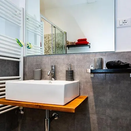 Shelley Guest house 3*